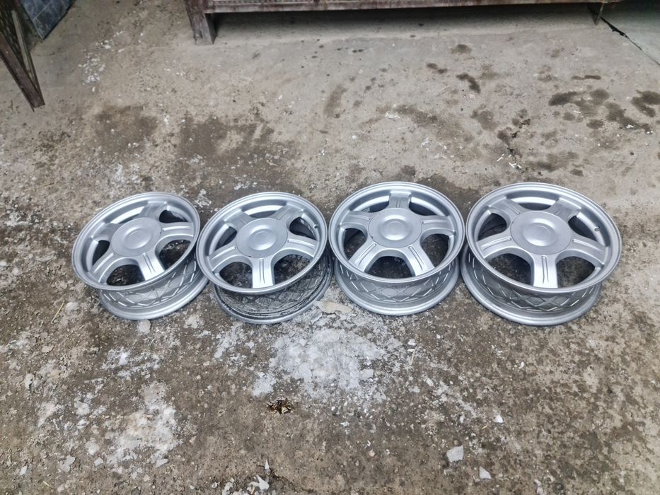 Диска.  Размер.  14. Сатилади