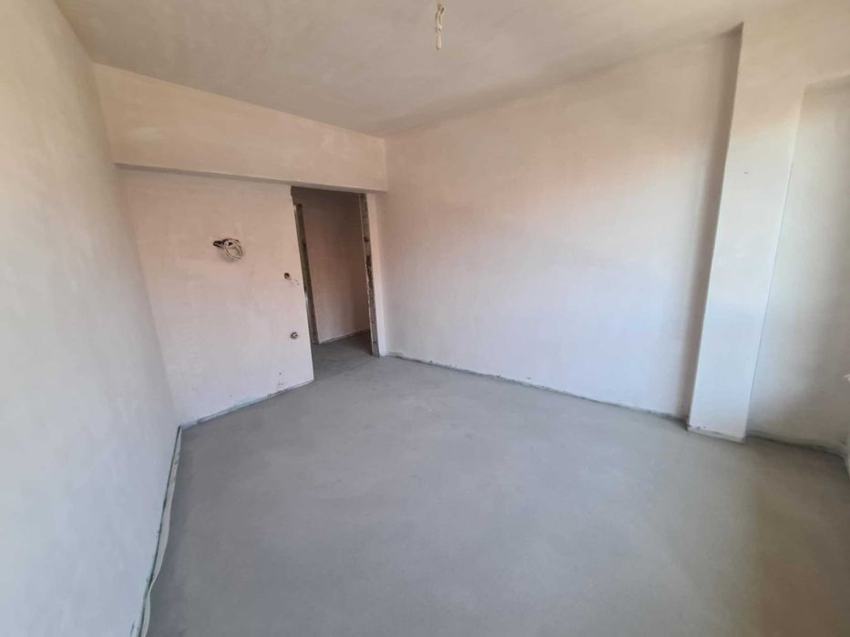 Продава се Тристаен апартамент в Хасково, Училищни - 112 кв.м за 1200 €/кв.м - Снимка #7