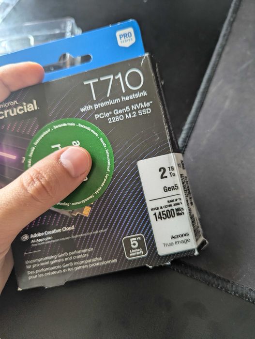 Crucial T710 SSD 2TB M.2 NVMe PCIe 5.0 with Heatsink