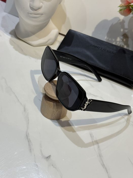 Ochelari Yves Saint Laurent