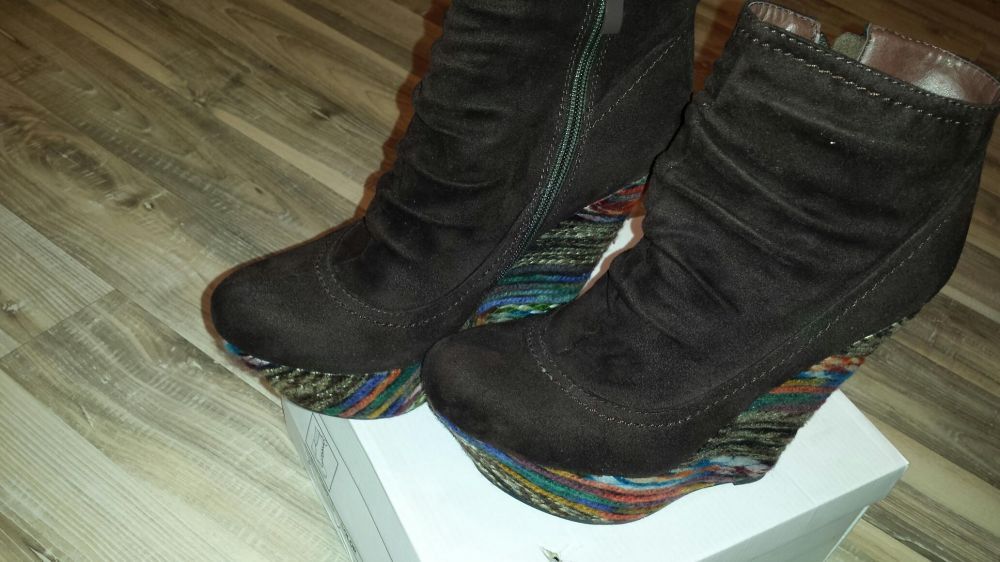 Дамски боти