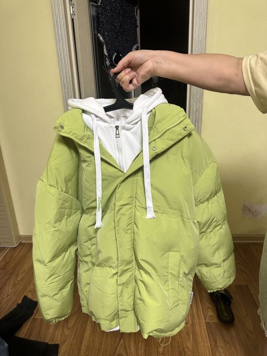 Продам куртку новую оверсайз