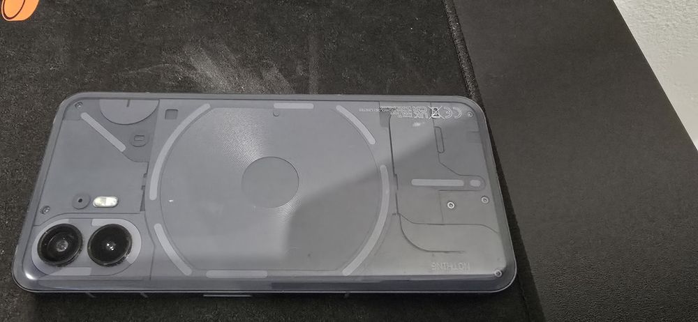 Продавам Nothing Phone 2 128gb