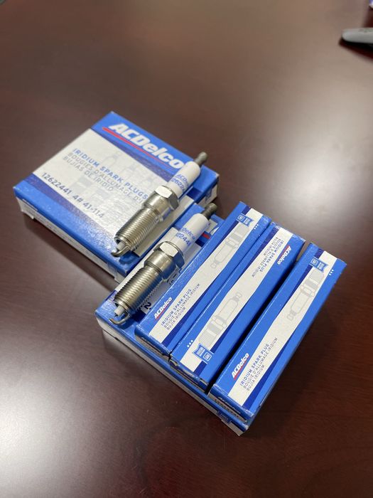 Свеча зажигания Malibu 2,0L Equinox Turbo