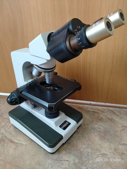 Бинокулярный микроскоп UNICO