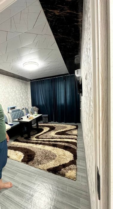 Срочно продается 1 ком квартира в 4 мкр 4 этаж