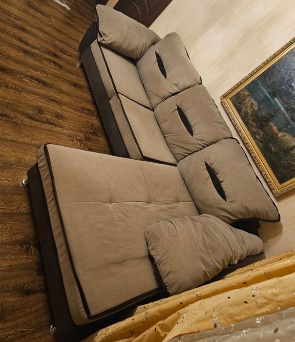 Продам угловой раскладной диван 3м