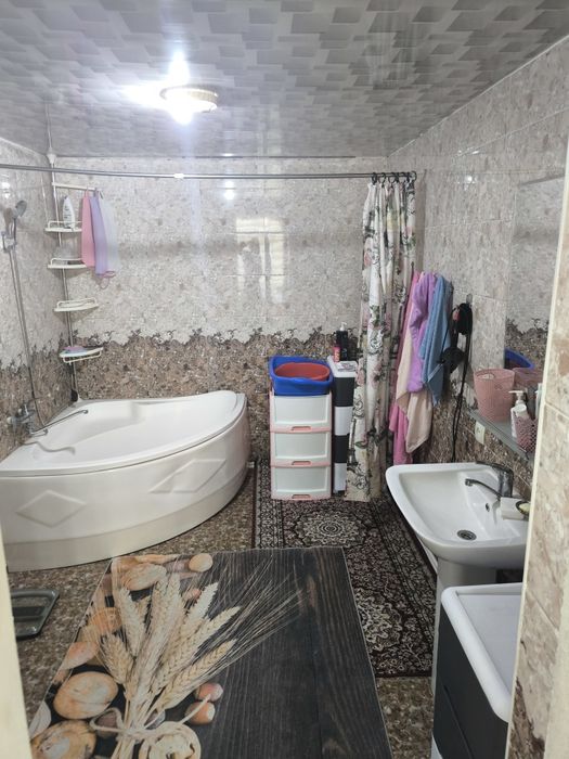 Konan Naruto bilan jinsiy komiks