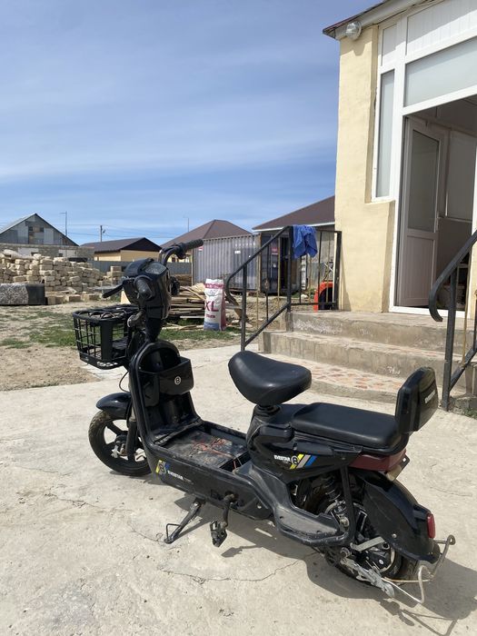 Электрскутер Evestar 8