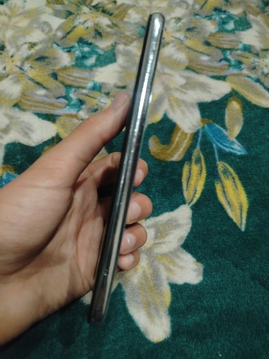 Redmi note 8 sotiladi holati b/u