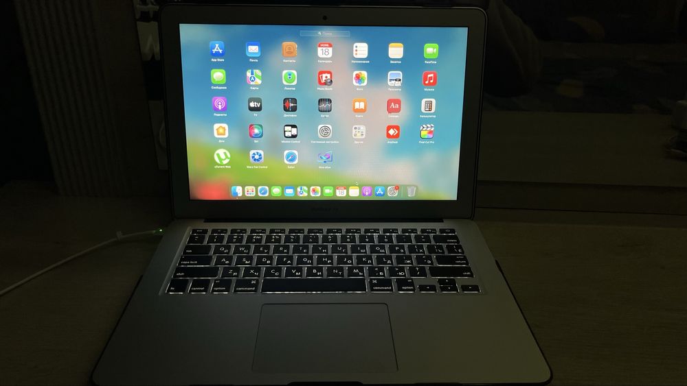 Macbook Air 13 2017 (A1466)