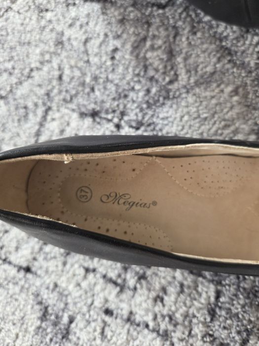 Черни обувки 37 номер