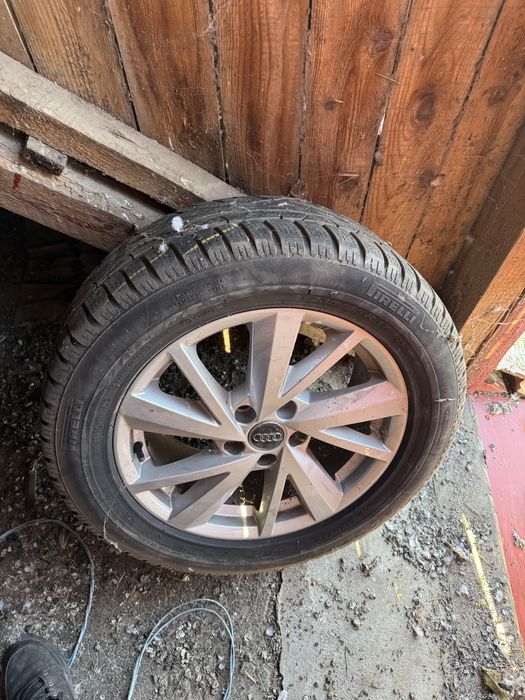 Jante Roti iarna R17 Audi Q3 Q5 A3 A4 A5 A6 anvelope 235 55 R17