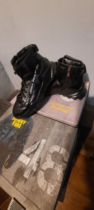 Кожаные обувь.  JONNY FIRE.