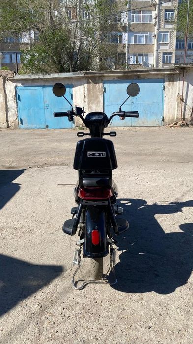 Продам электроскутер модель SK8
