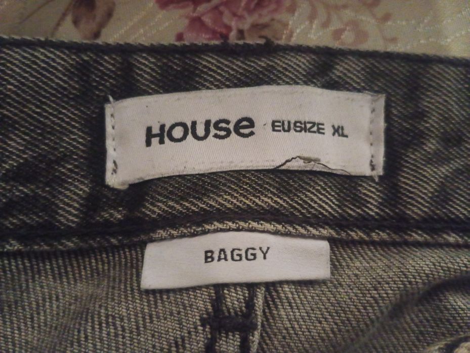 Blugi scurti baggy