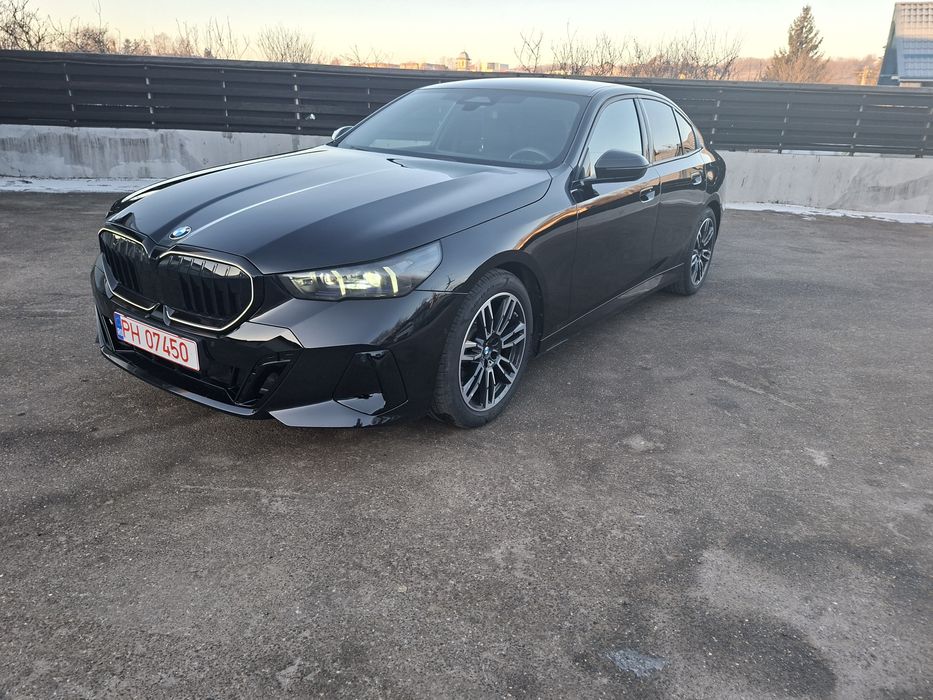Bmw seria 5 g60 usor avariat