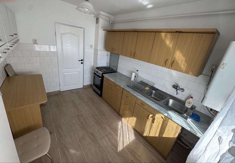 Apartament de inchiriat cu 2 camere situat in centru nou