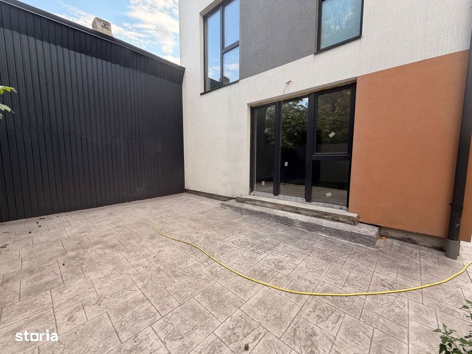 Vila | Constructie 2026 | Loc De Parcare