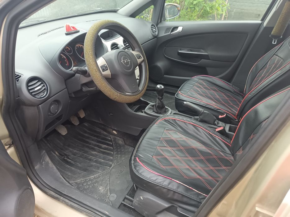 Opel CORSA d 1.4 benzina