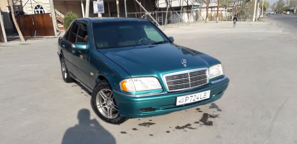 Mersedes benz W202