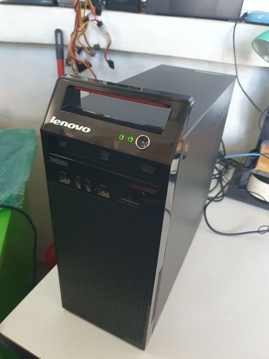 Calculator I3 Gen4 si I5 Gen 4 Lenovo E73