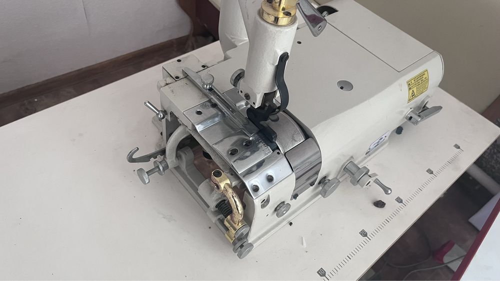 Швейная машина для кожи