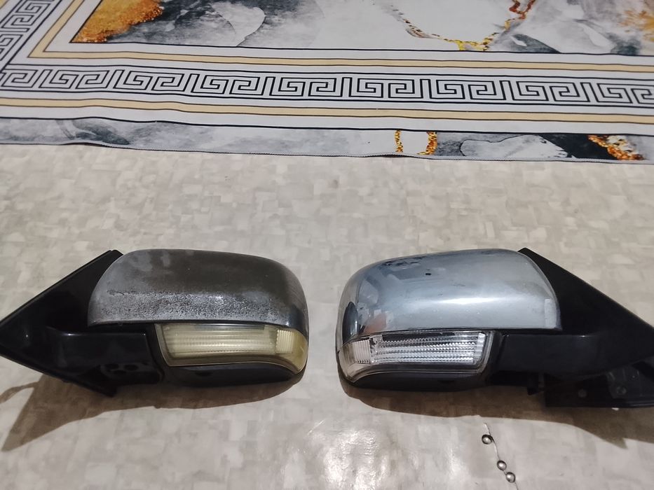 Продам боковое зеркало