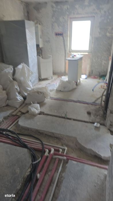 Apartament 4 camere,  Micro 16, etaj 3/4