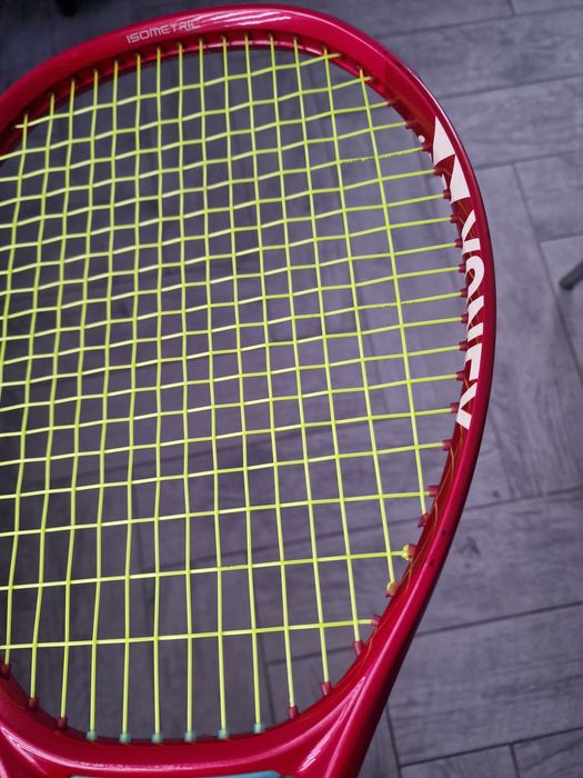 Vand Racheta Yonex V core 98 2026
