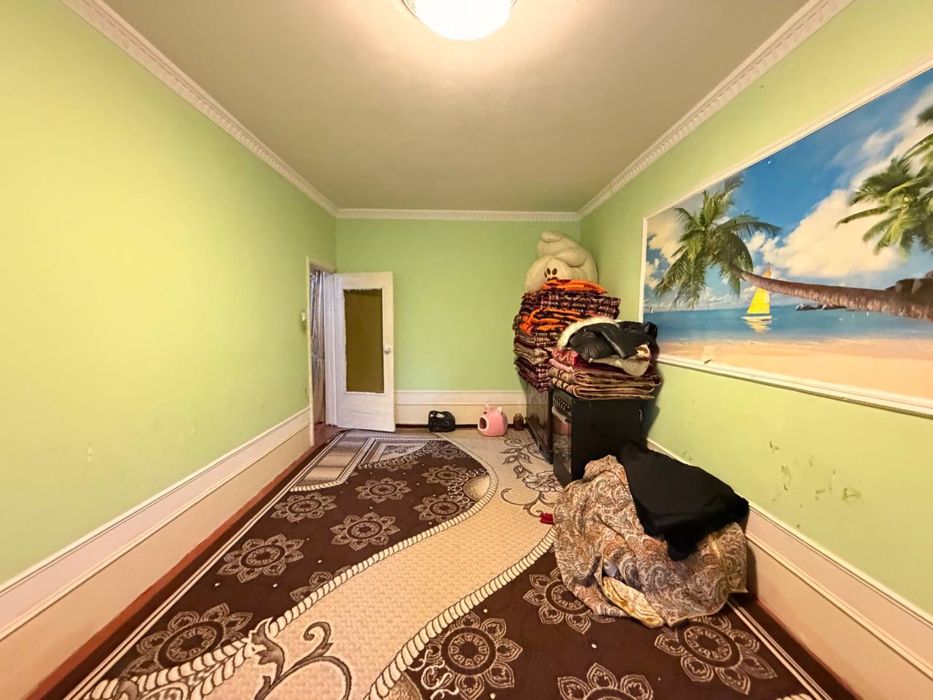 5-mkr 3 xonali 86 m2 1-qavat sotiladi