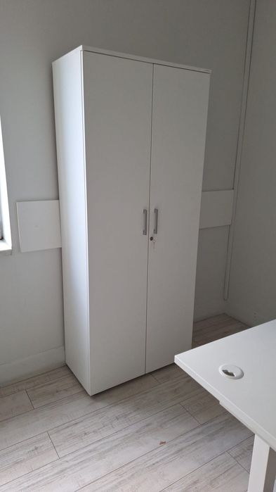 Mobilier alb de birou - MDF