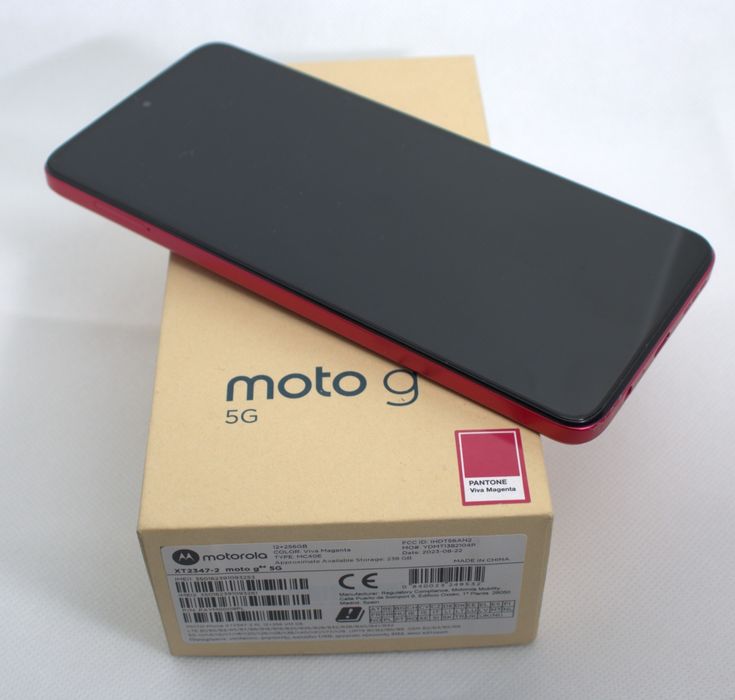 Telefon MOTOROLA G84, 256 GB, Viva Magenta