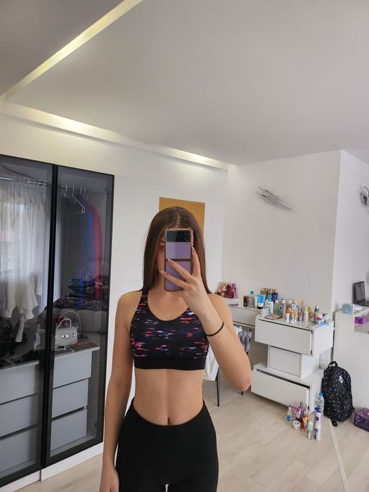 Спортни бюстиета