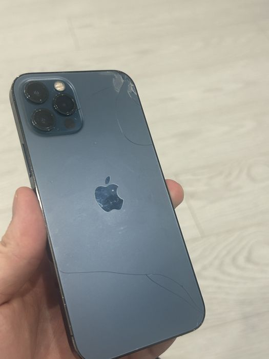 Iphone 12 pro, 69%акум 128гб