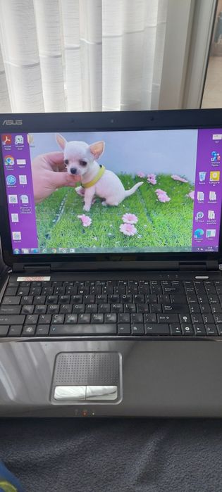 Лаптоп      ASUS