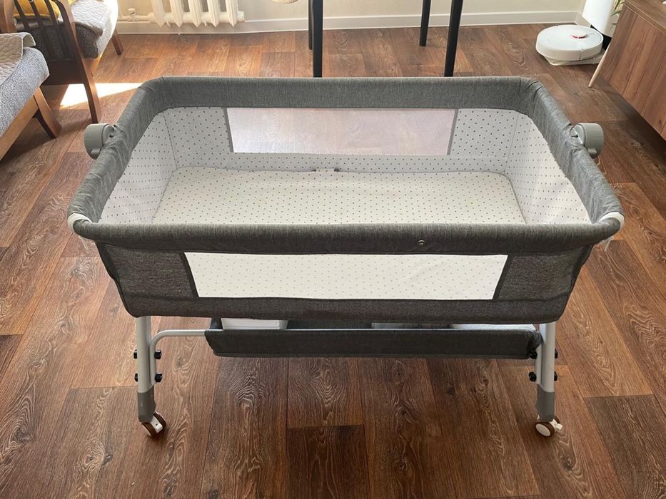 Детская кровать для новорожденных