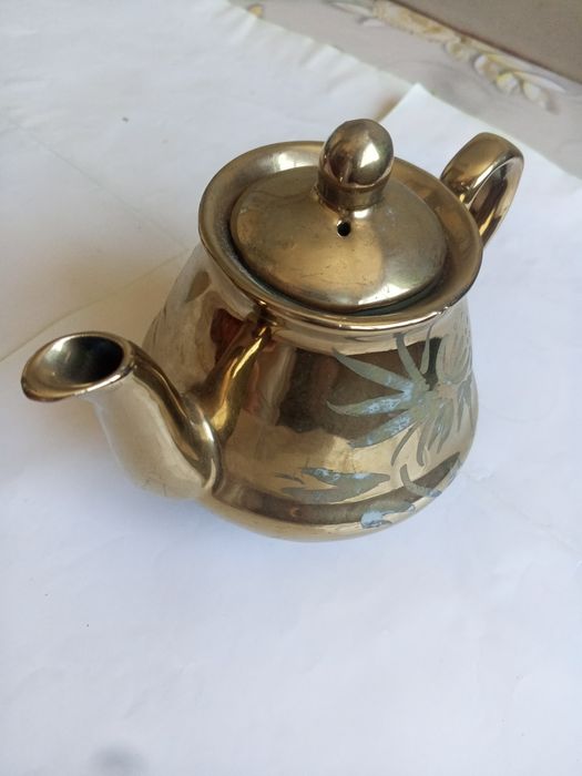 Тилла Свет Чайник Сотилади