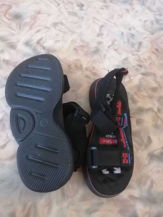 Сандалии детские б/у. Размер 31