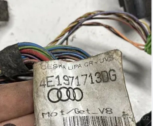 проводка коса моторного отсека  audi a8