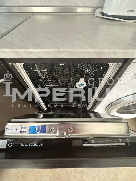 Дава се под наем Двустаен апартамент в Варна, Левски - 75 кв.м за 459 € - Снимка #3