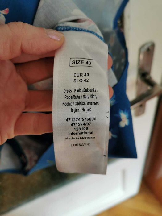 Vand Rochie Orsay albastra cu flori, marimea 40, pret 70 lei