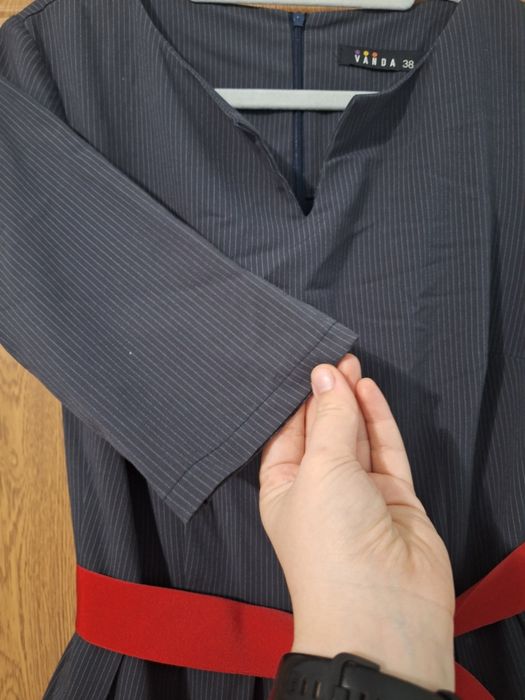 Rochie marimea M cu cordon rosu