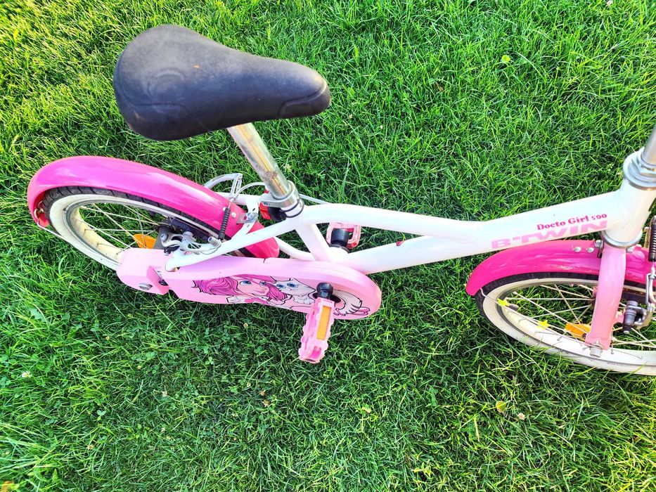 Bicicleta roz BTWIN Decathlon pt fete 4-6 ani