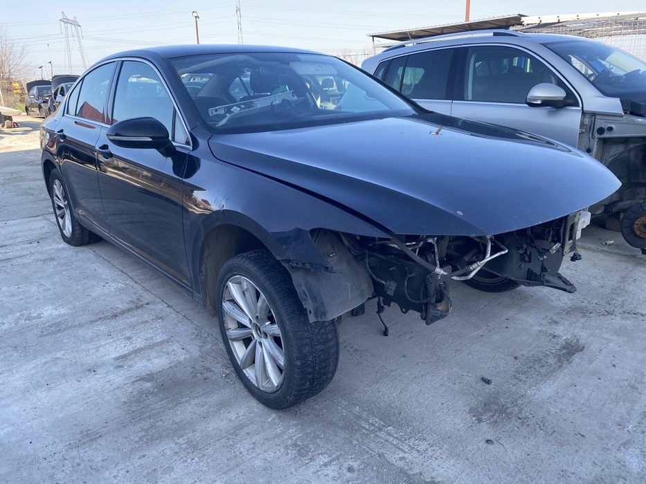 Capota motor vw passat b8