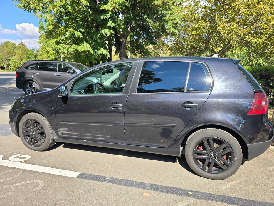 Volkswagen Golf 5 – 2.0 TDI (140 CP)
