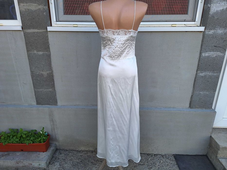 Zara White | rochie dama | bust 76 cm | mar. 36 | S - M