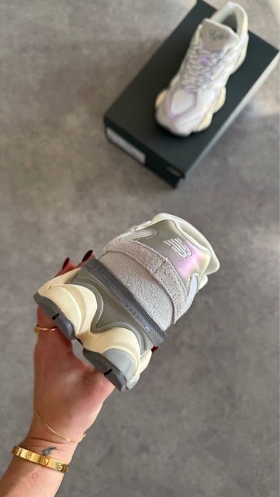 New Balance 9060 “Light Grey White”