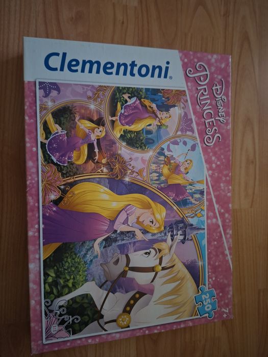 Детски играчки и книги