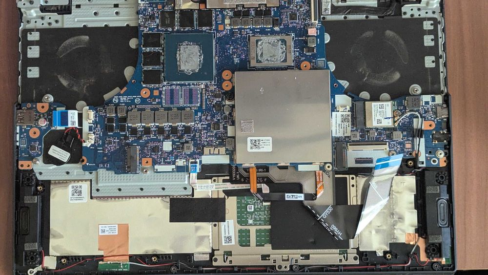 Curatare laptop gaming / office - 100 lei